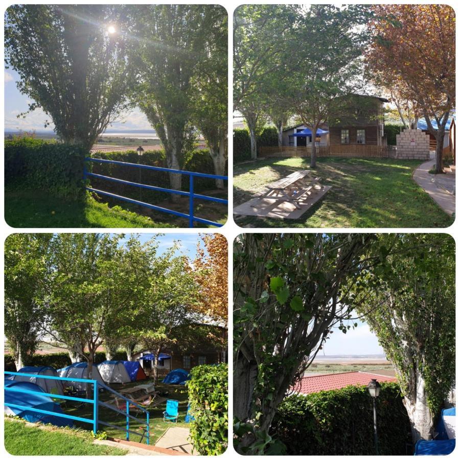 Camping Fuente De Piedra Fuente de Piedra Exterior foto